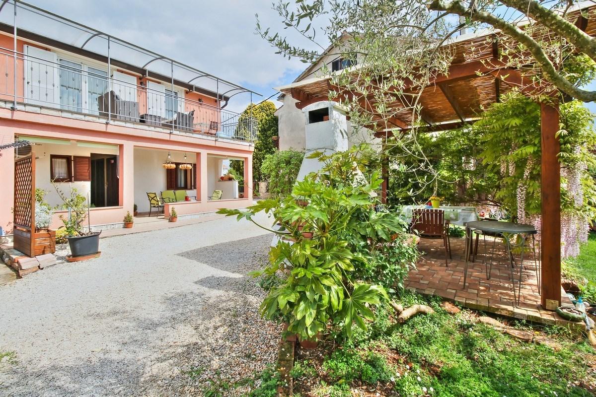 Lorena Apartments Umag Exteriör bild